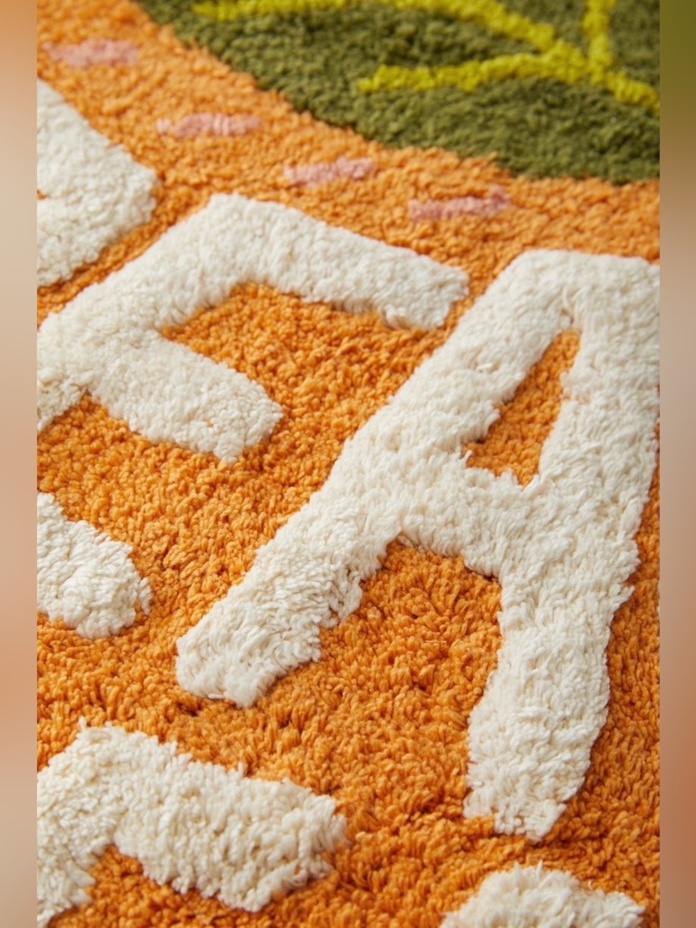 🍑NWT🍑 Urban Outfitters Peachy Clean Bath Mat - Picture 3 of 14